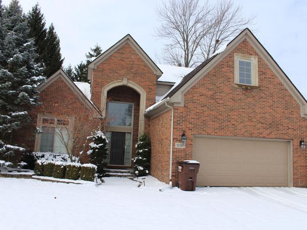 12361 Spencer Lane, Carleton, MI 48117