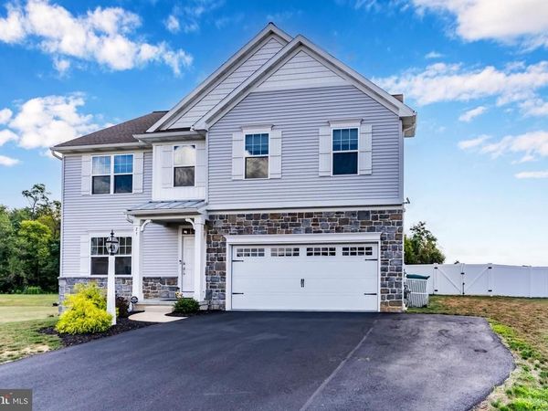 25 ELDON LANE LANE, CARLISLE, PA 17015