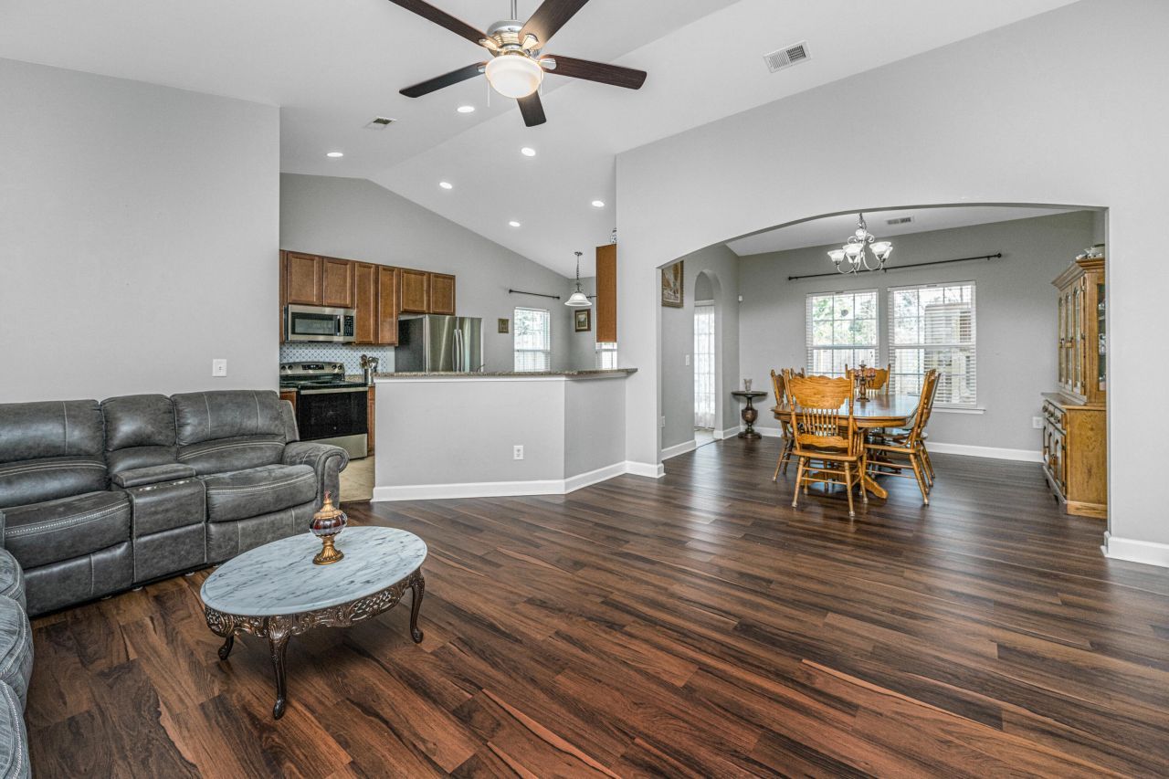 3032 Adventure Way Photo 7