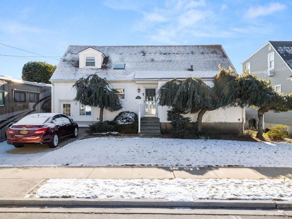 3806 Tiana Street , Seaford, NY 11783