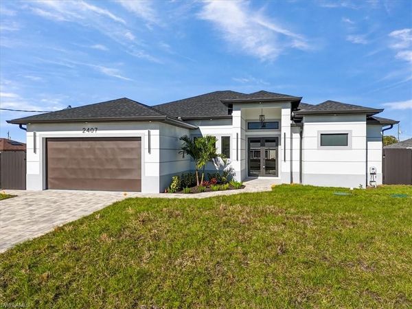 2407 Carvell AVE N, LEHIGH ACRES, fl 33971