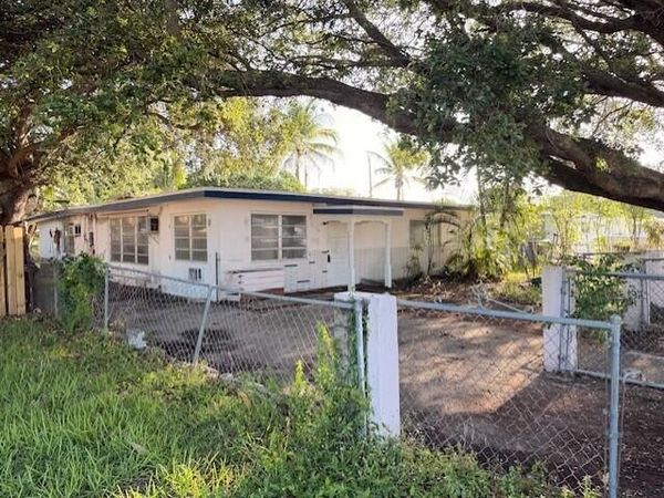 6309 Hayes Street, Hollywood, FL 33024