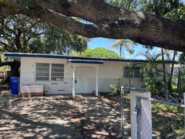 6309 Hayes Street, Hollywood, FL 33024 Photo