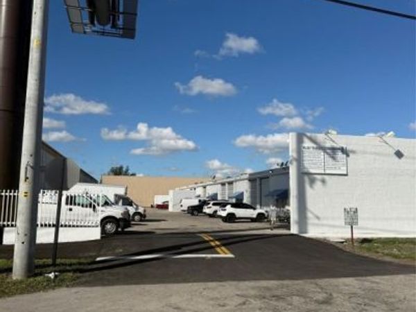 7750 NW 71st St, Unit 119A, Miami, FL 33166