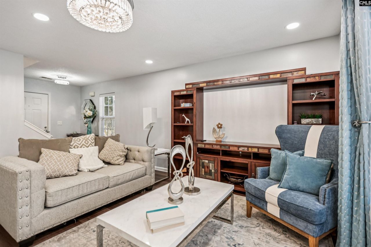 127 Hunters Mill Drive  Photo 15