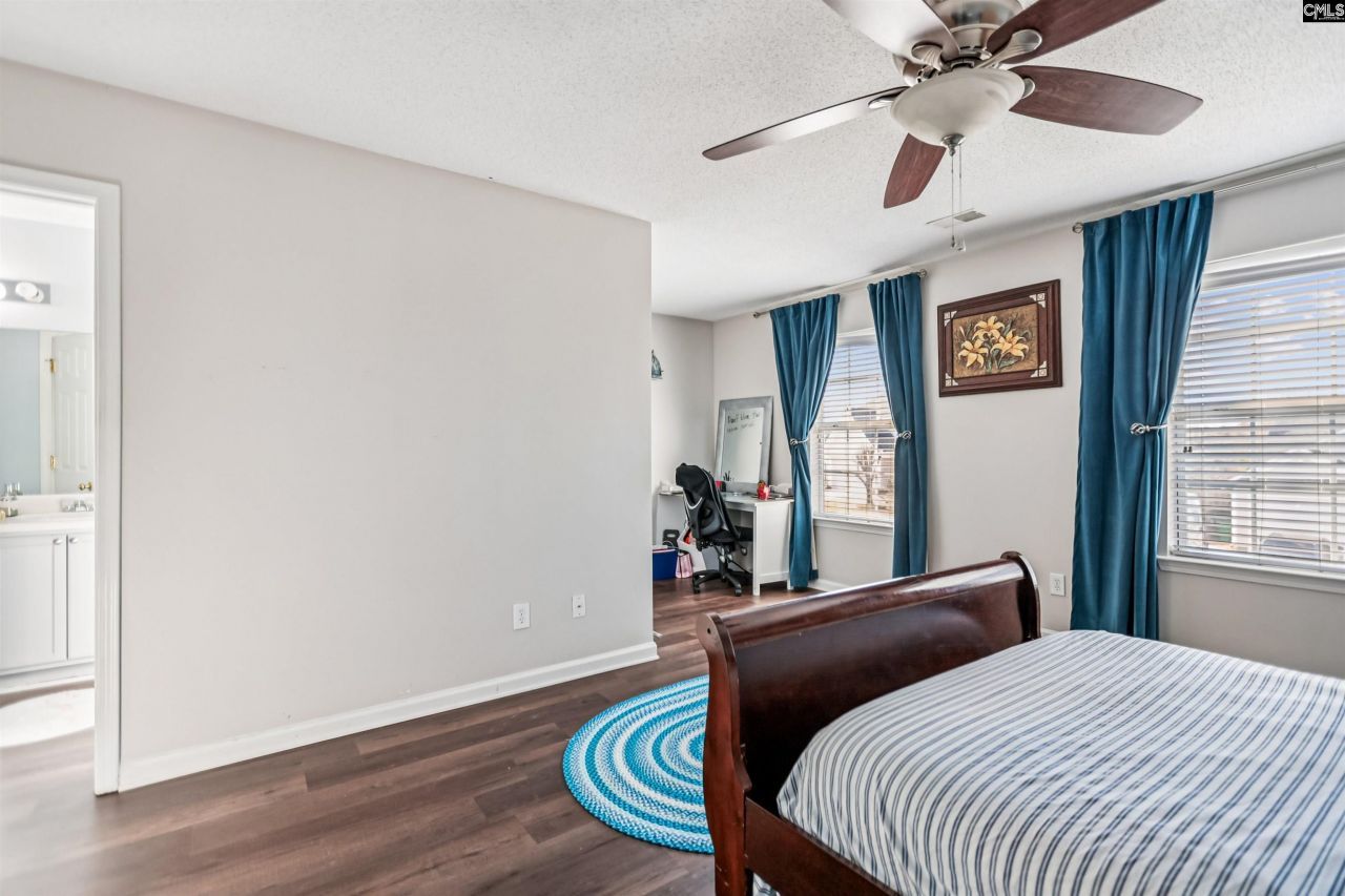 127 Hunters Mill Drive  Photo 21