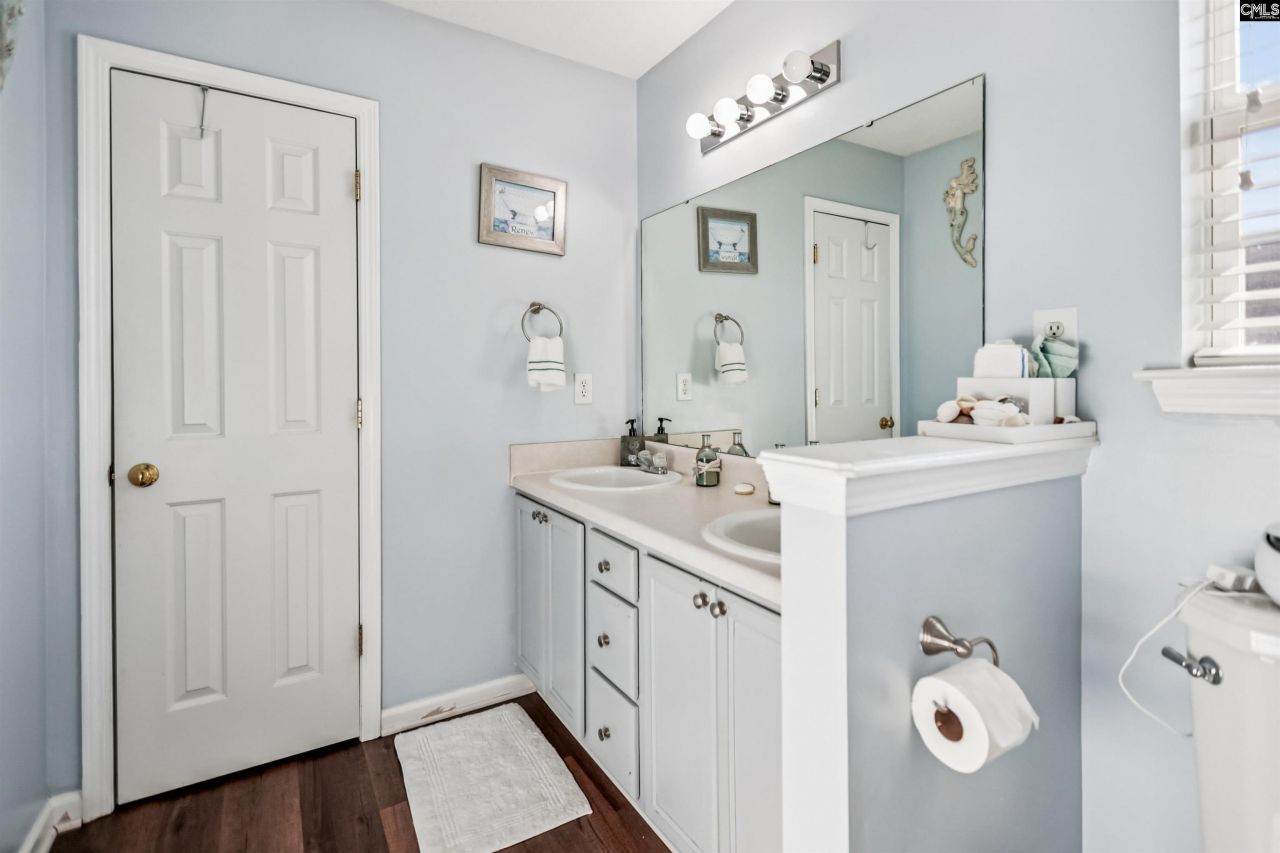 127 Hunters Mill Drive Photo 25