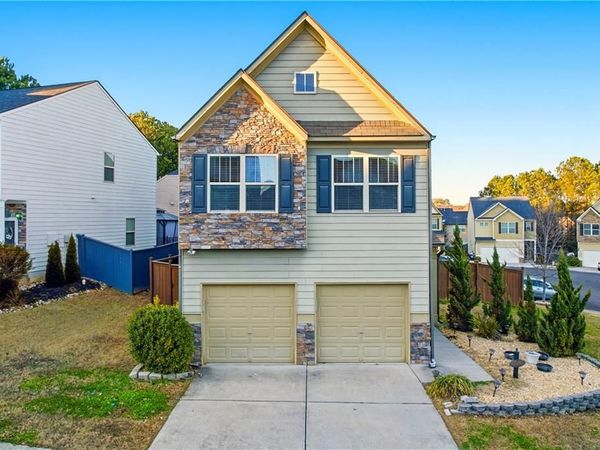 4068 Lake Manor Way, Atlanta, GA 30349