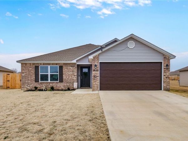 2657 Reynolds Street, Pea Ridge, AR 72751