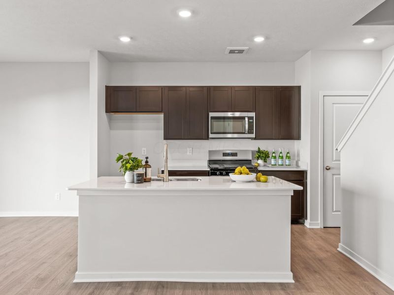 6352 Ripken Street, Columbus, OH 43228 Photo 4