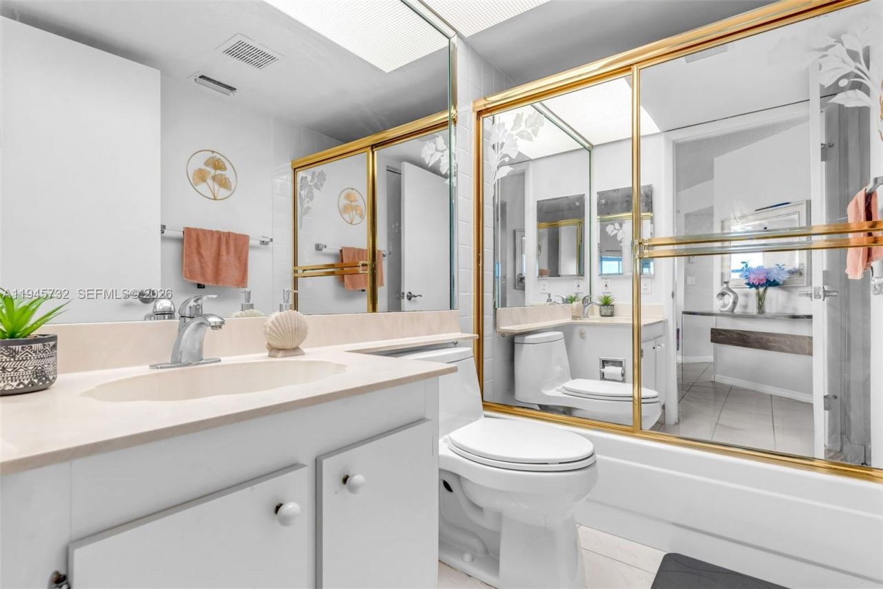 2520 SE 20th Pl, Unit 204-B, Homestead, FL 33035 Photo