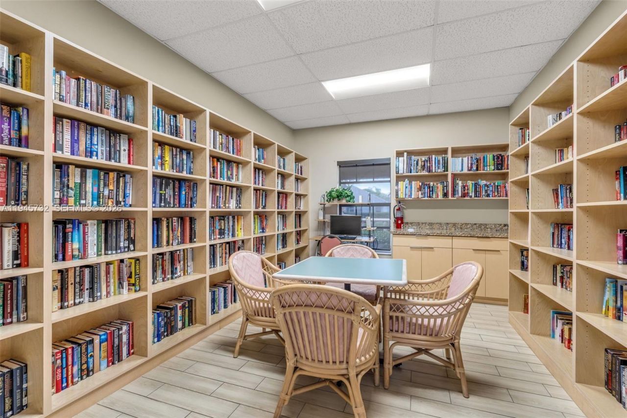 2520 SE 20th Pl, Unit 204-B, Homestead, FL 33035 Photo