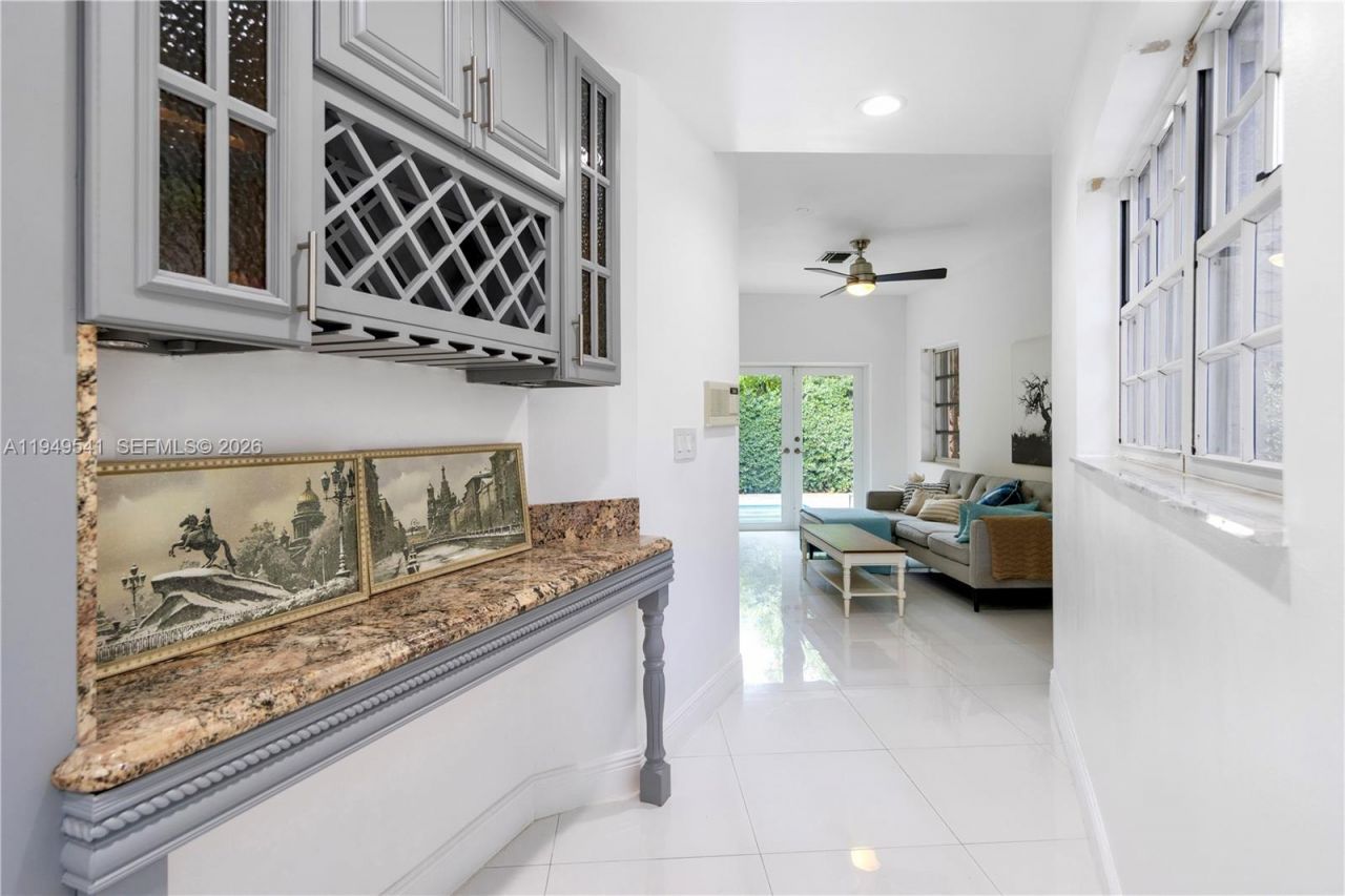 1900 Pizarro St, Coral Gables, FL 33134 Photo