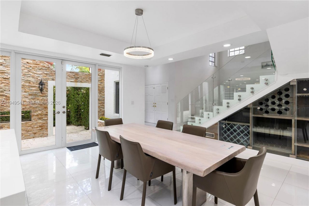 1900 Pizarro St, Coral Gables, FL 33134 Photo