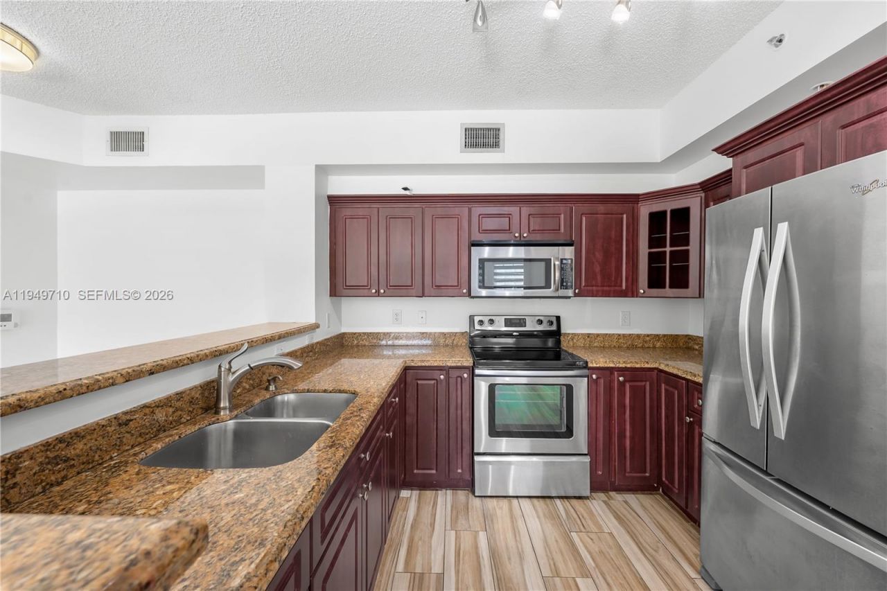 2200 E Preserve Way, Unit 203, Miramar, FL 33025 Photo