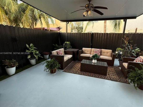 4117 NE 24th Dr , Homestead, FL 33033