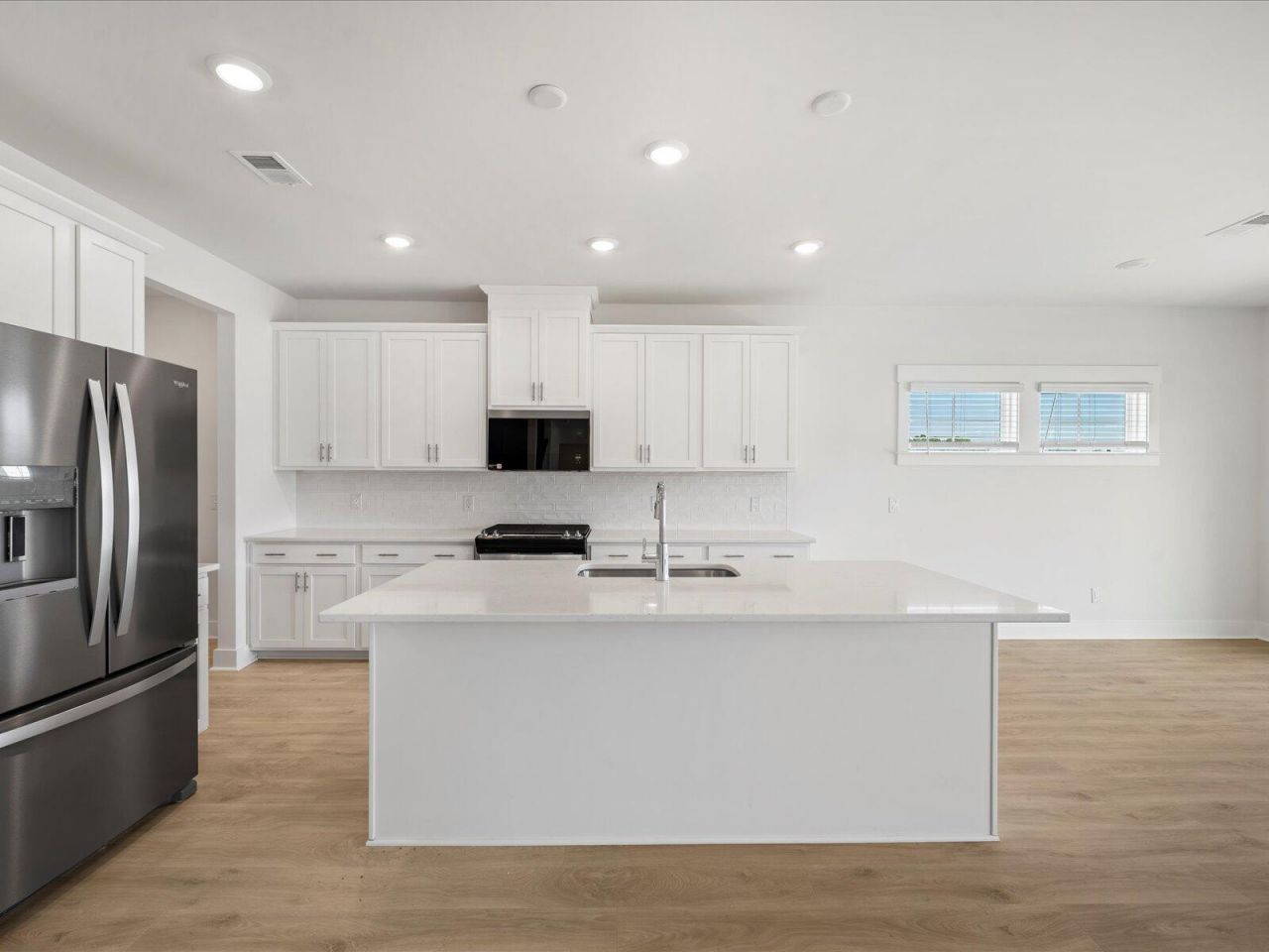 360 Calm Water Way Photo 6