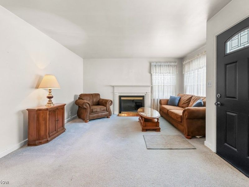 1016 Roseland Road, Alliance, OH 44601 Photo 13