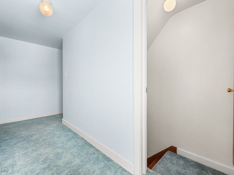 1016 Roseland Road, Alliance, OH 44601 Photo 21