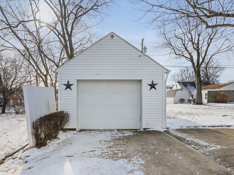 1016 Roseland Road, Alliance, OH 44601 Photo 33