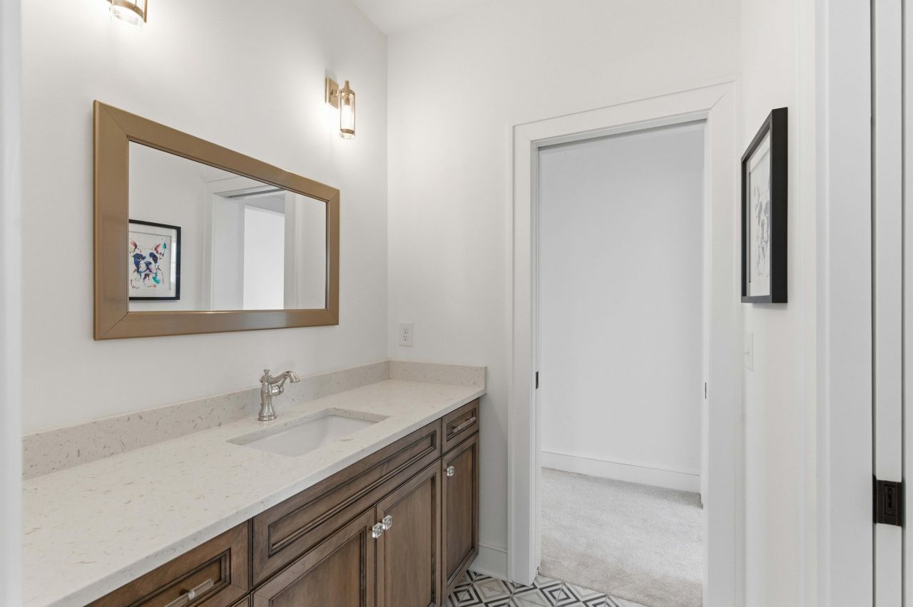 2008 Ironstone Aly Photo 33