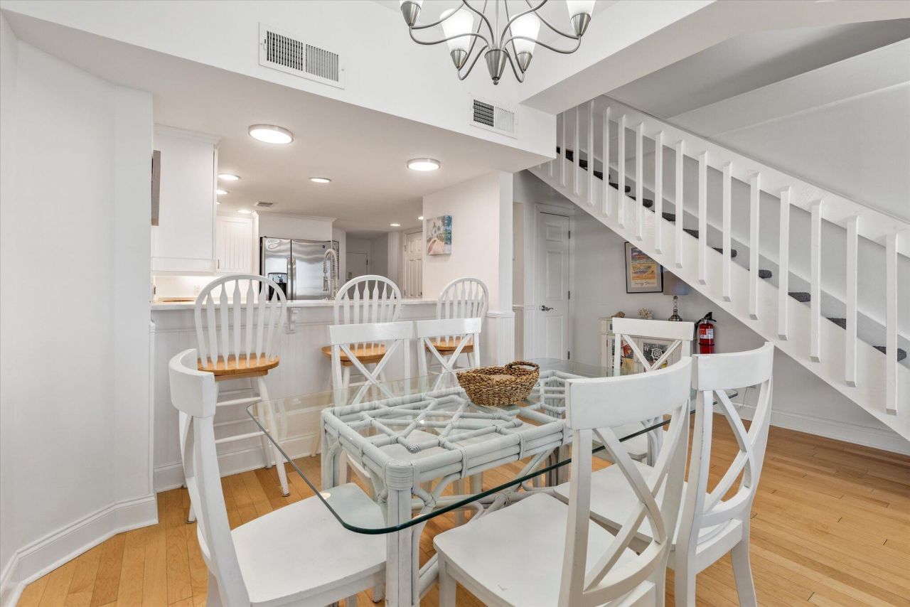 7600 Palmetto Drive Photo 11