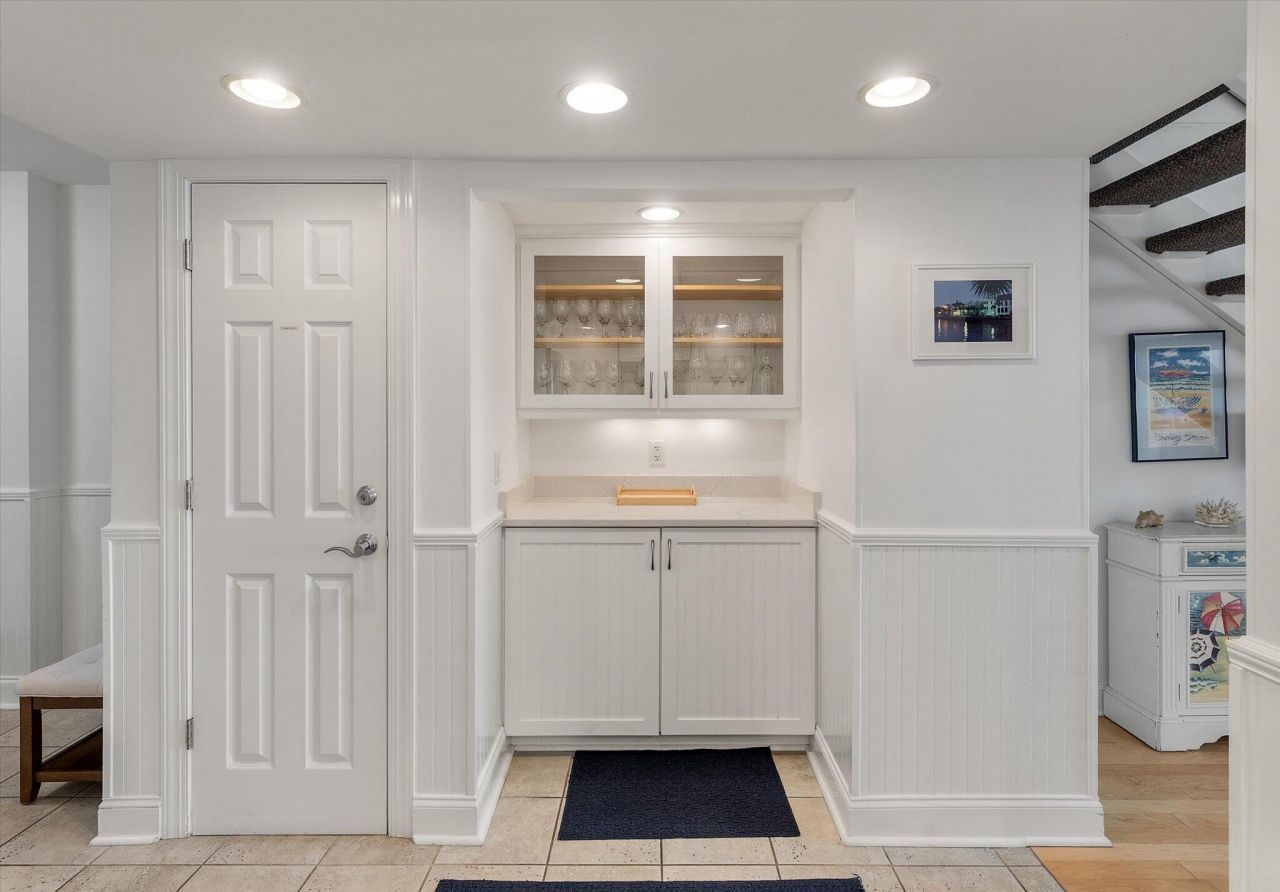 7600 Palmetto Drive Photo 4