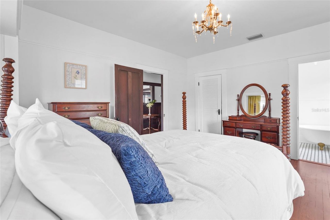 1550 3rd Avenue W, Bradenton, FL 34205 Photo