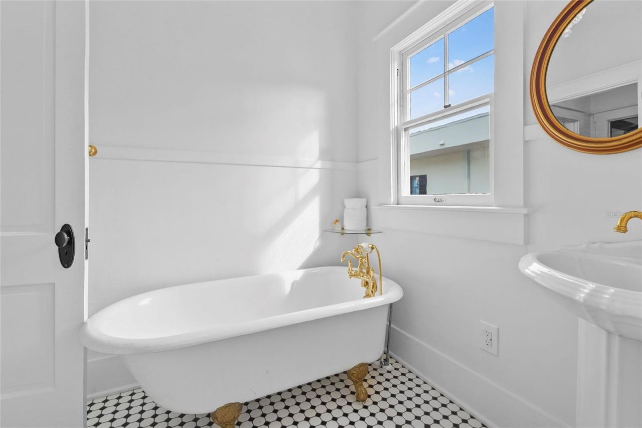 1550 3rd Avenue W, Bradenton, FL 34205 Photo