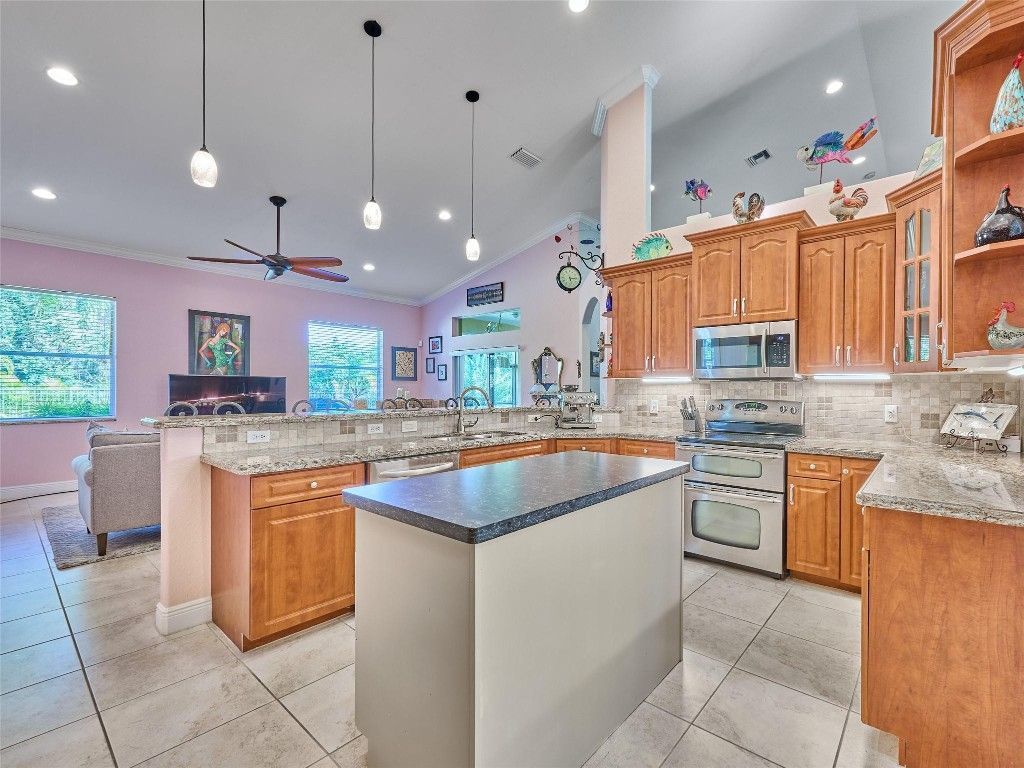 3421 SW Haines St, Port Saint Lucie, FL 34953 Photo