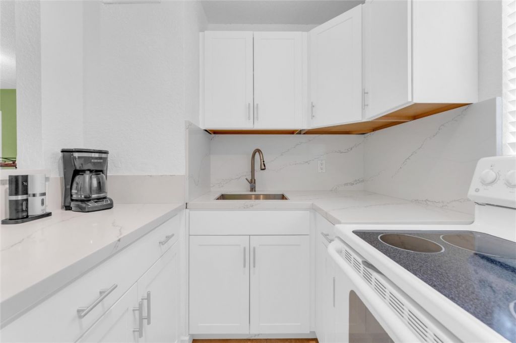 3225 NE 16th Street, Unit 10, Pompano Beach, FL 33062 Photo