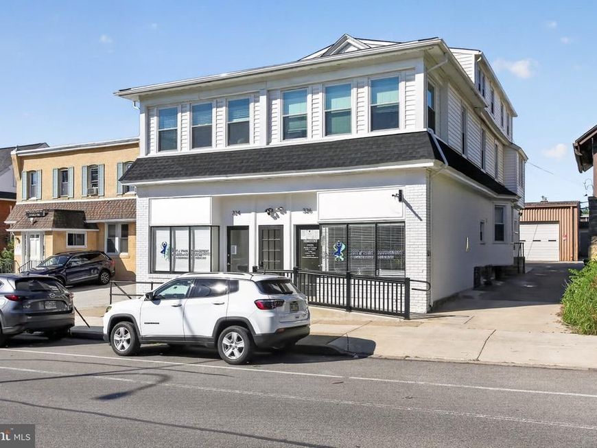 324 326 Darby Road, Unit 1R, Havertown, PA 19083 Main Photo