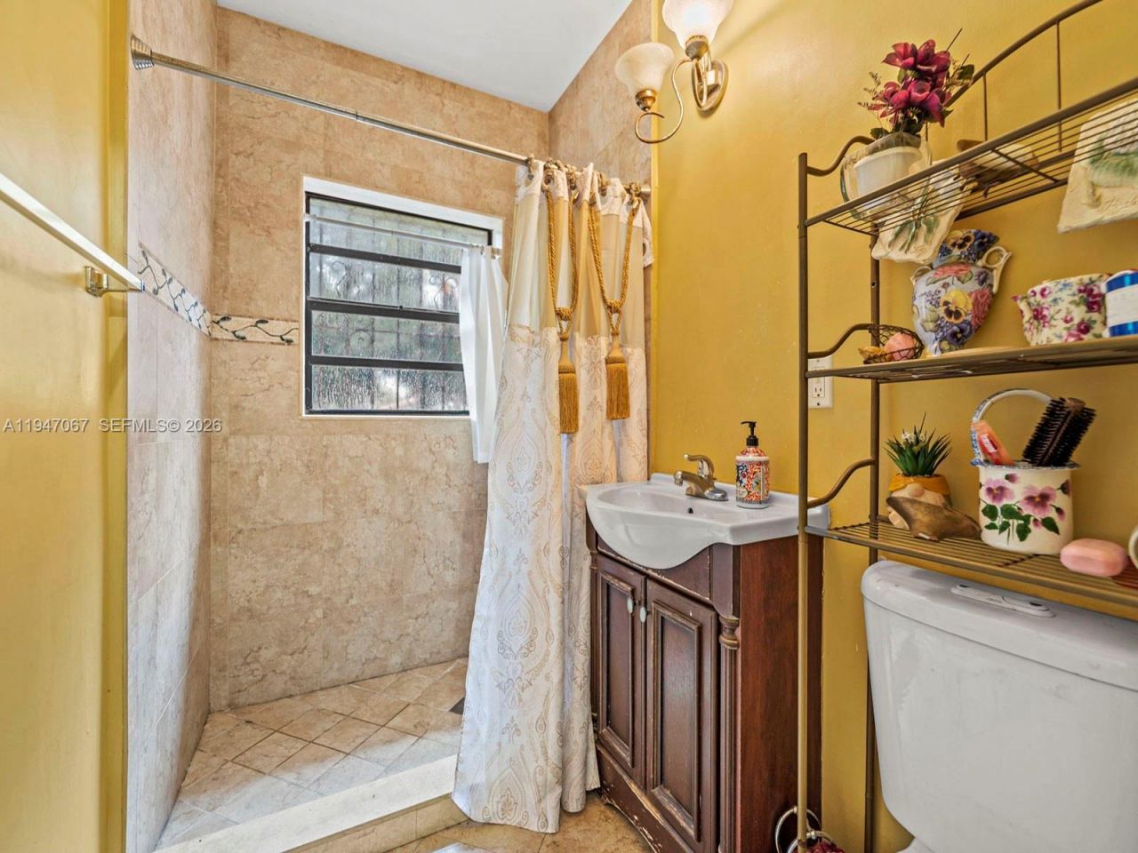 2830 SW 17th St , Miami, FL 33145 Photo