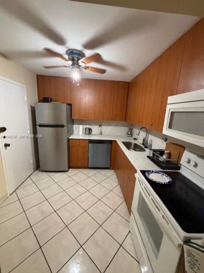 1833 S Ocean Dr, Unit 607, Hallandale Beach, FL 33009 Photo