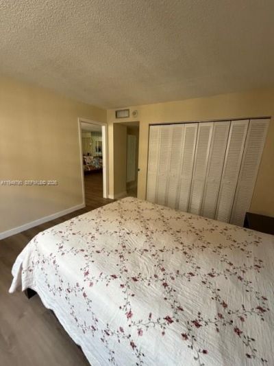 1833 S Ocean Dr, Unit 607, Hallandale Beach, FL 33009 Photo