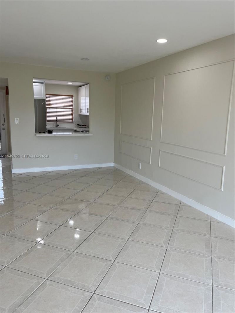 8891 Sunrise Lakes Blvd, Unit 308, Sunrise, FL 33322 Photo
