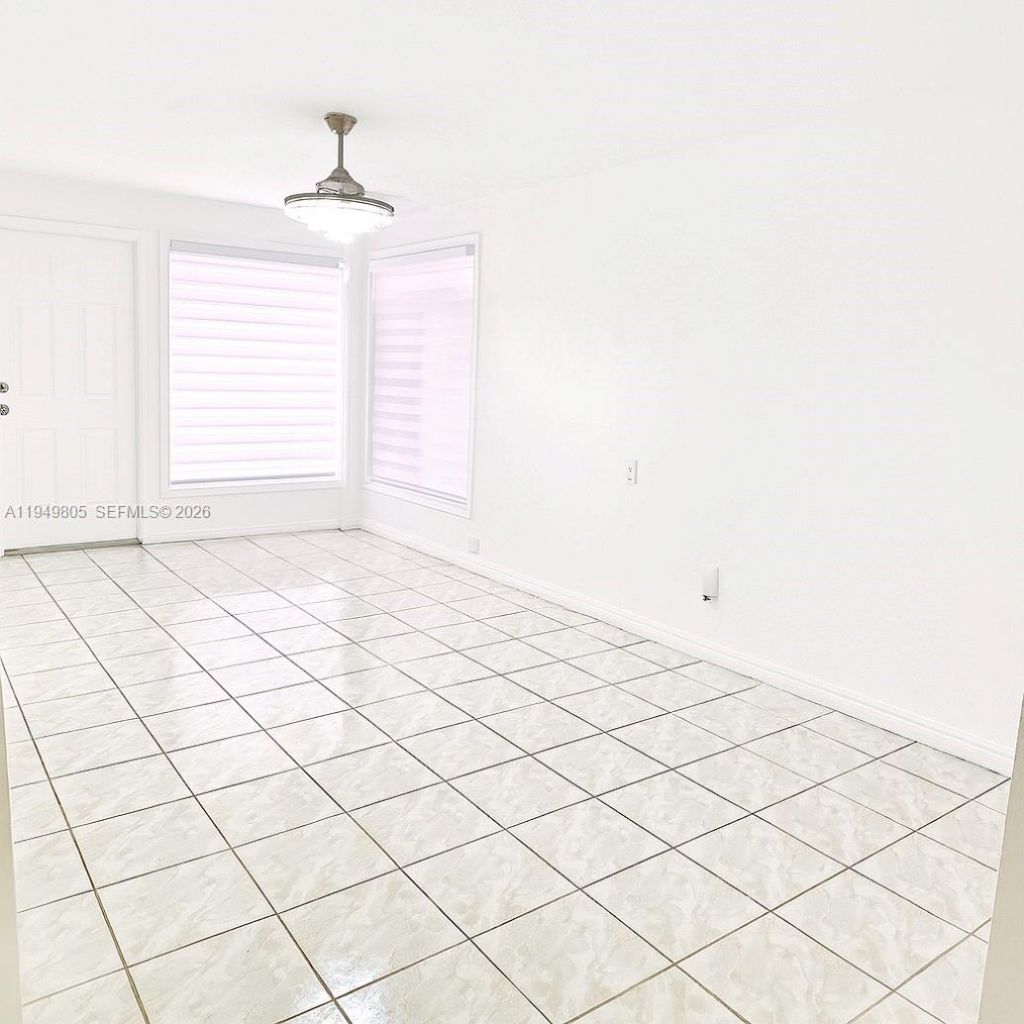 6120 Hayes St, Hollywood, FL 33024 Photo