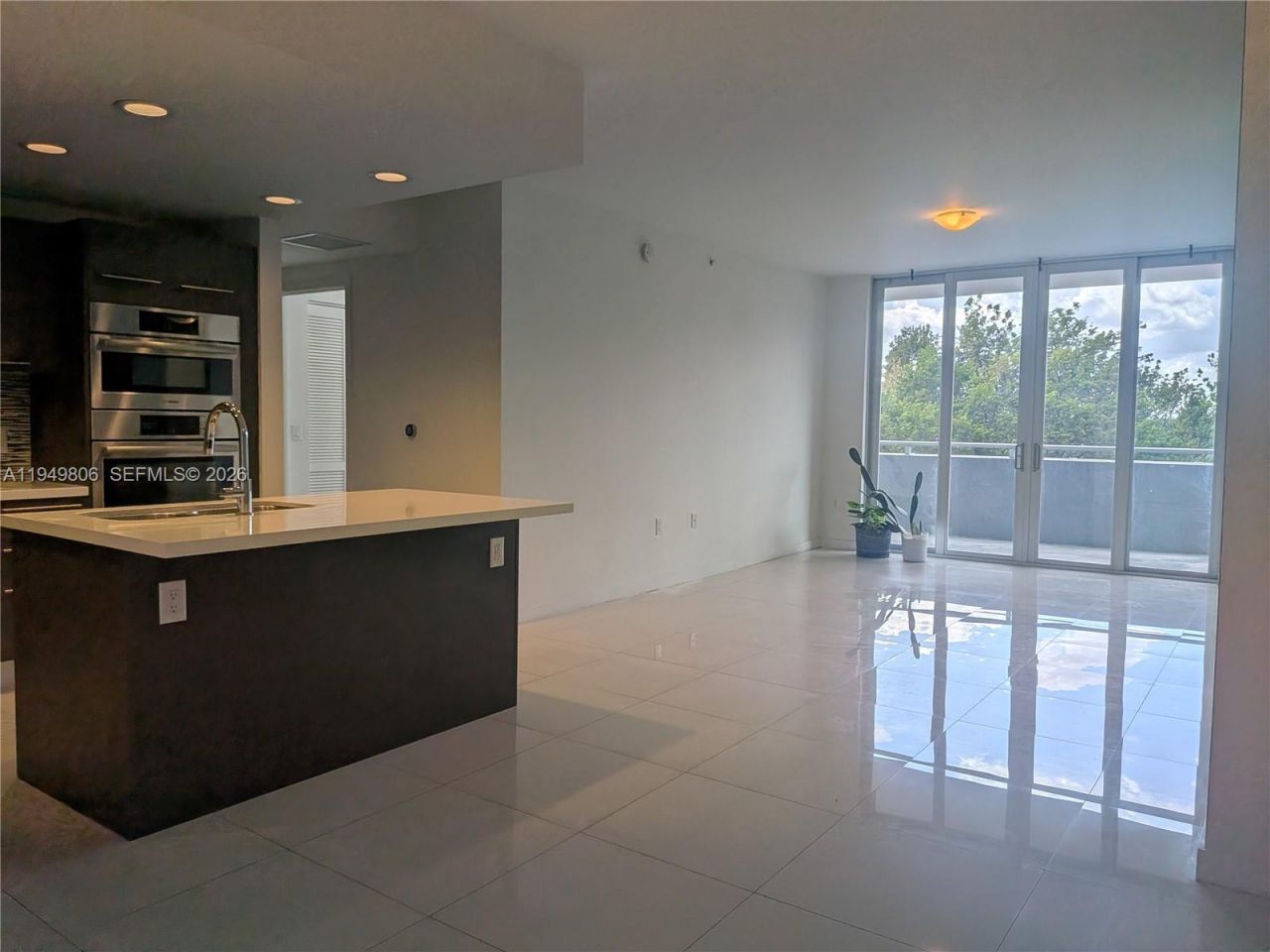 7825 NW 107th Ave, Unit 212, Doral, FL 33178 Photo