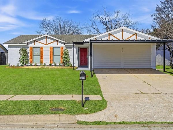 512 Meadow Street, Saginaw, TX 76179