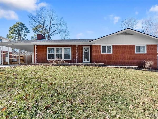 1609 Price Drive, Cape Girardeau, MO 63701