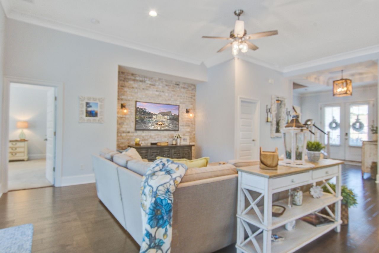 421 Bowstring Drive Photo 15