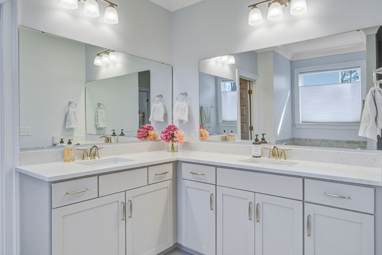 421 Bowstring Drive Photo 32