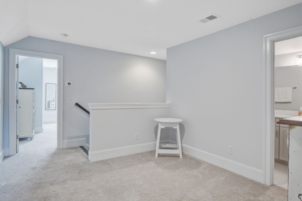 421 Bowstring Drive Photo 43