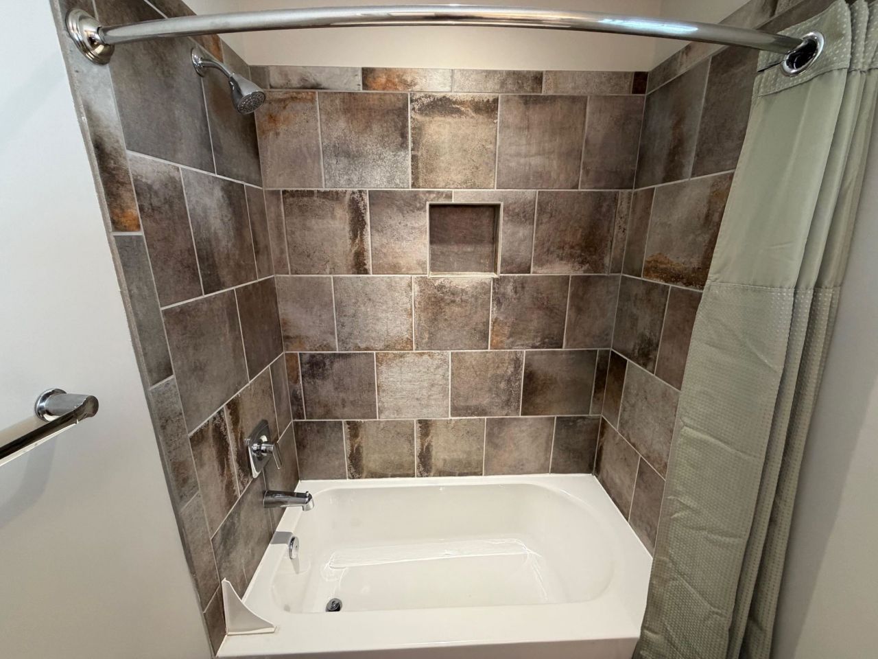 6632 Lagoon Pl. Photo 17