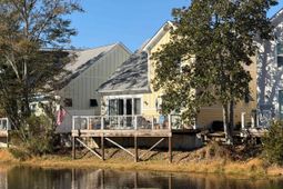 6632 Lagoon Pl. photo 4