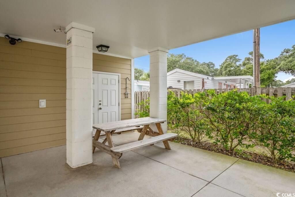 520 Caribbean Way Photo 21