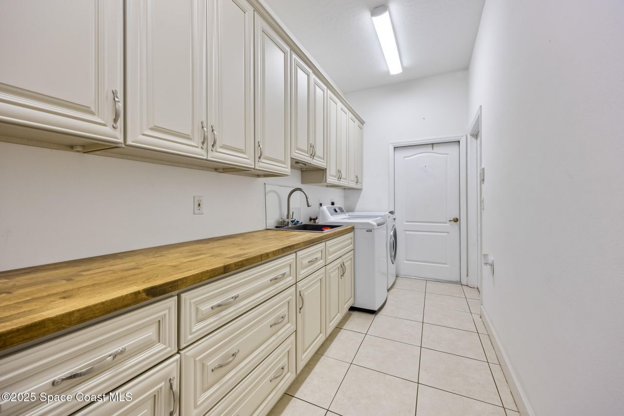 5627 Cypress Creek Drive, Grant, FL 32949 Photo