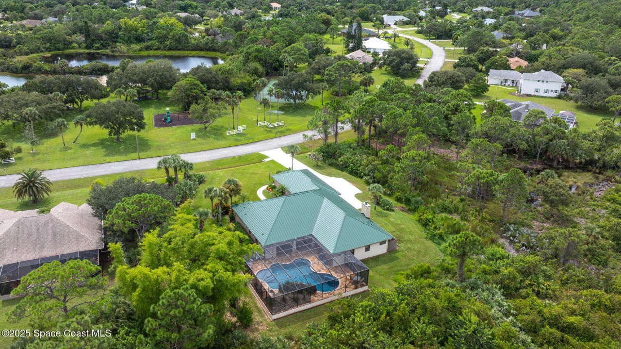 5627 Cypress Creek Drive , Grant, FL 32949 Photo