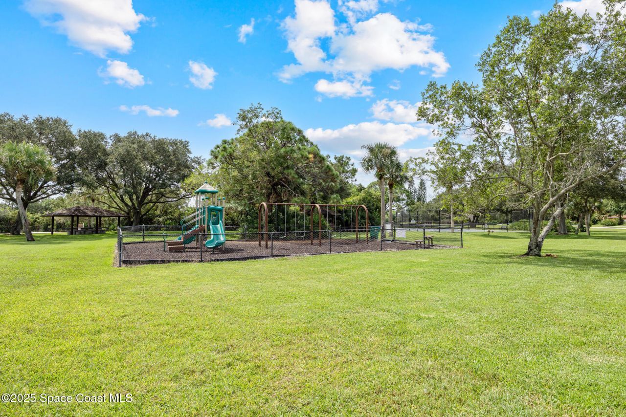 5627 Cypress Creek Drive , Grant, FL 32949 Photo