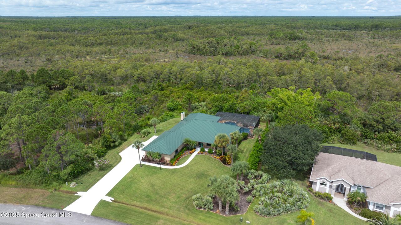 5627 Cypress Creek Drive , Grant, FL 32949 Photo